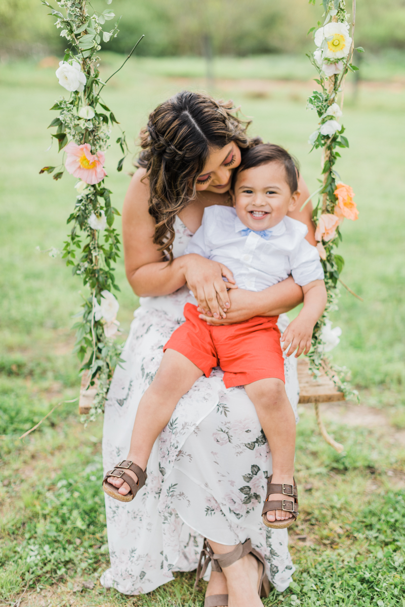 mother-and-child-spring-photos-flowers-danville-va